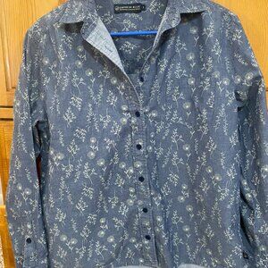 United By Blue Small Blue Floral Women's Button-Up (2 Broken Buttons)